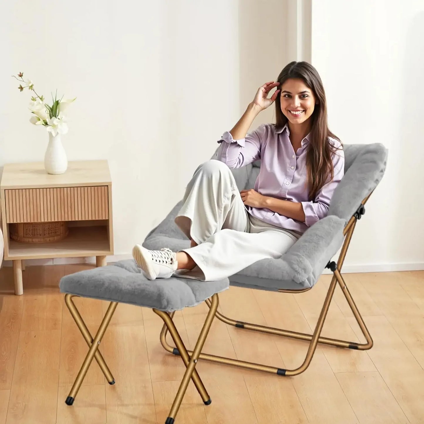 Foldable Saucer Chair